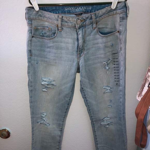 american eagle ripped jeans - Picture 3 of 3